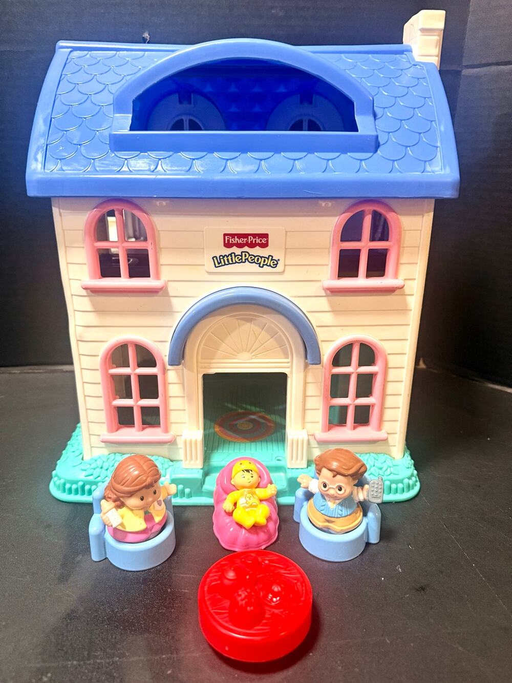 Fisher Price Little People Home Sweet Home Doll House family Mom Dad Sister